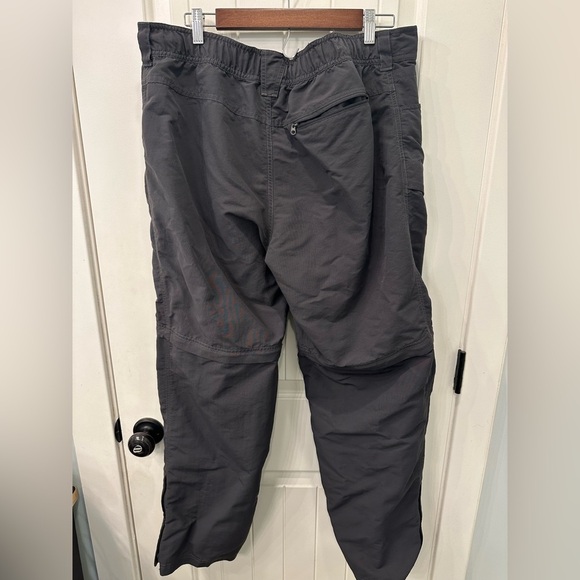 The North Face Men's Dark Gray Cargo Convertible Pants L - Picture 5 of 5